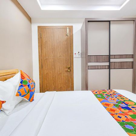Fabhotel Seri - Nr Kims Hospital, Gachibowli Hyderabad Esterno foto