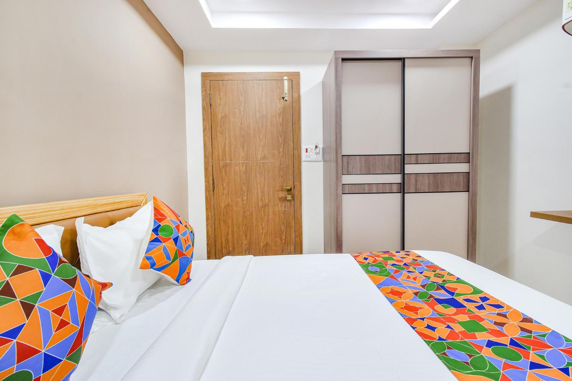 Fabhotel Seri - Nr Kims Hospital, Gachibowli Hyderabad Esterno foto