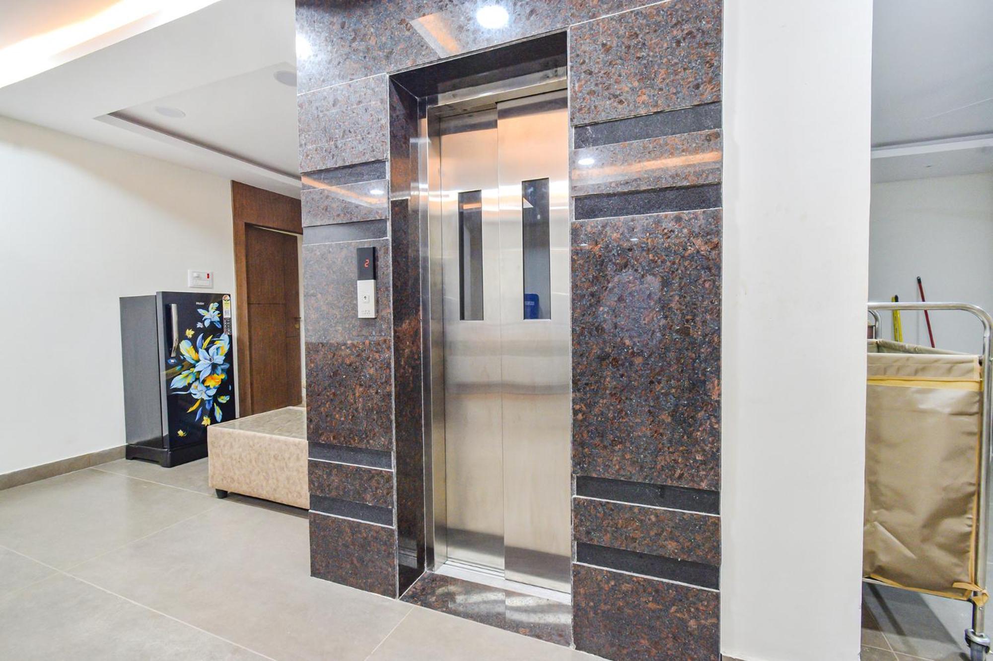 Fabhotel Seri - Nr Kims Hospital, Gachibowli Hyderabad Esterno foto